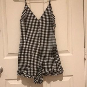 Kendall & Kylie Gingham Romper XS